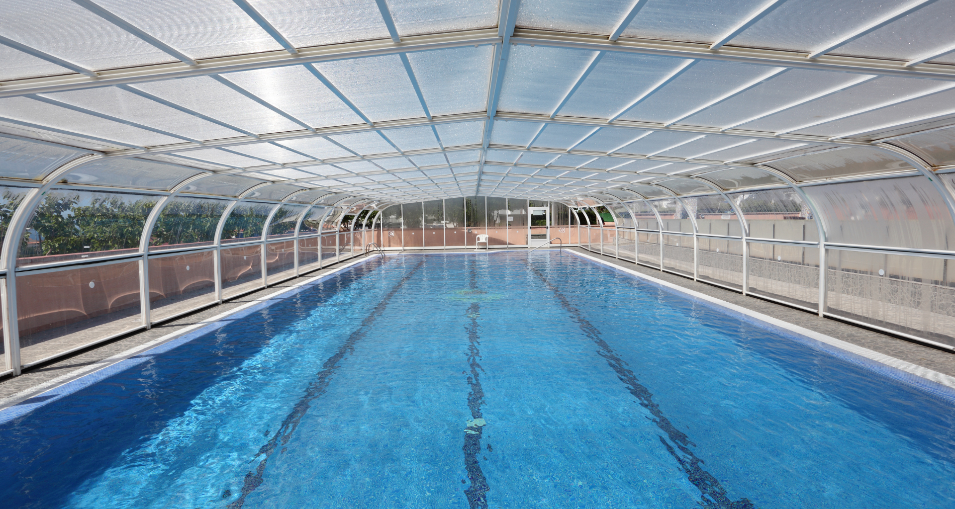 abri-piscine