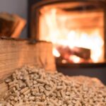 joli poele à bois pelets