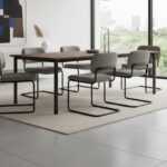 Fauteuils design Made in Design : l’art du confort revisité! chaises Made In Design dans un salon épuré très tendance