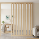 découvrez comment un claustra en bois intérieur peut délimiter vos espaces avec élégance et style, alliant fonctionnalité et esthétique pour votre maison.