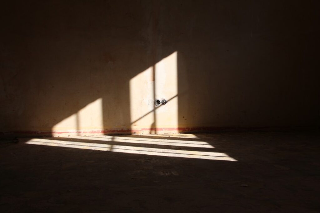 rénovation de fenêtres : améliorez l'isolation, le confort et l'esthétique de votre habitation grâce à des solutions personnalisées et durables.